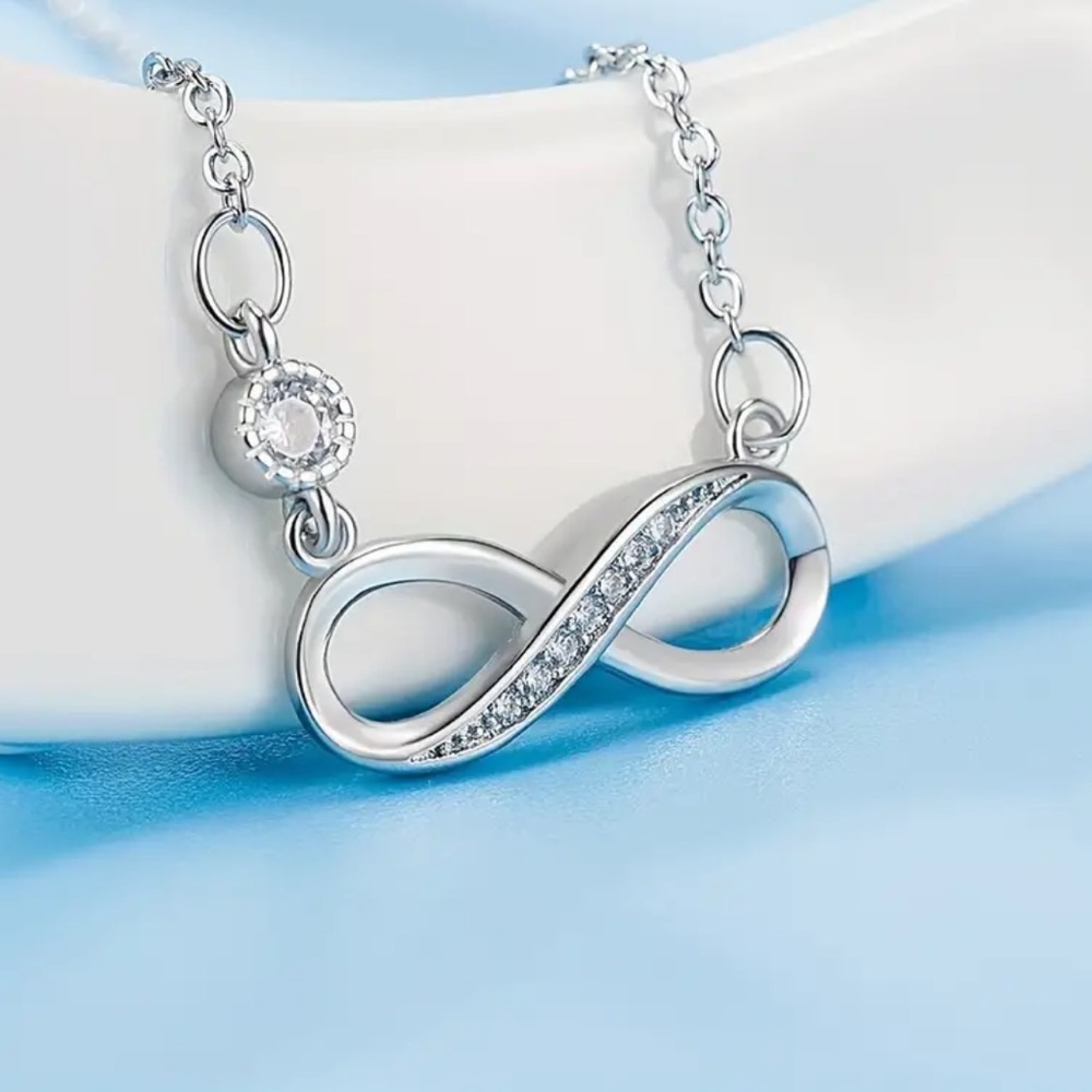 New Sterling Silver White Sapphire Infinity Design Chain Minimalist Necklace - Picture 5 of 14